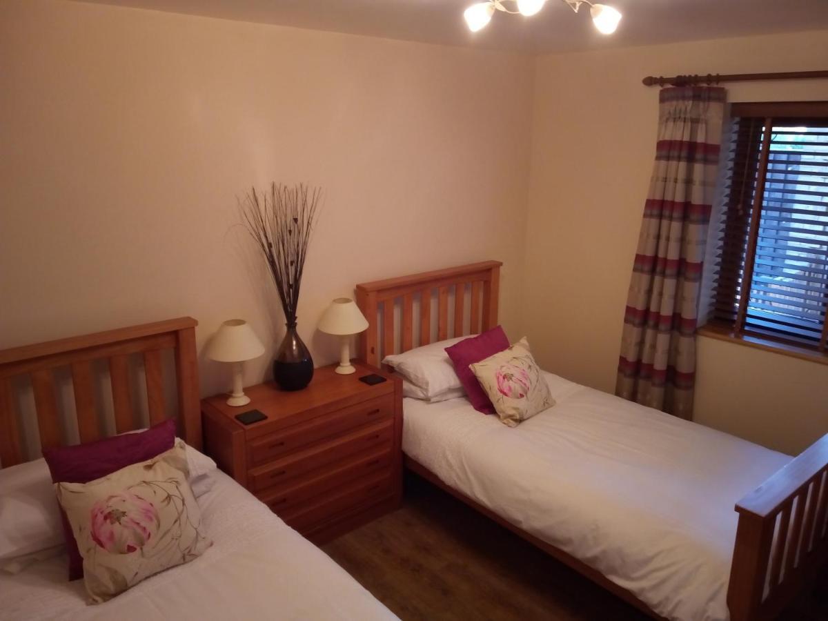 Highfields Holidays Bed & Breakfast 彼得伯勒 外观 照片